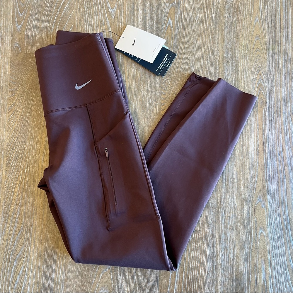 NWT Nike Women's High Waisted Go Firm Leggings Size Small Earth
